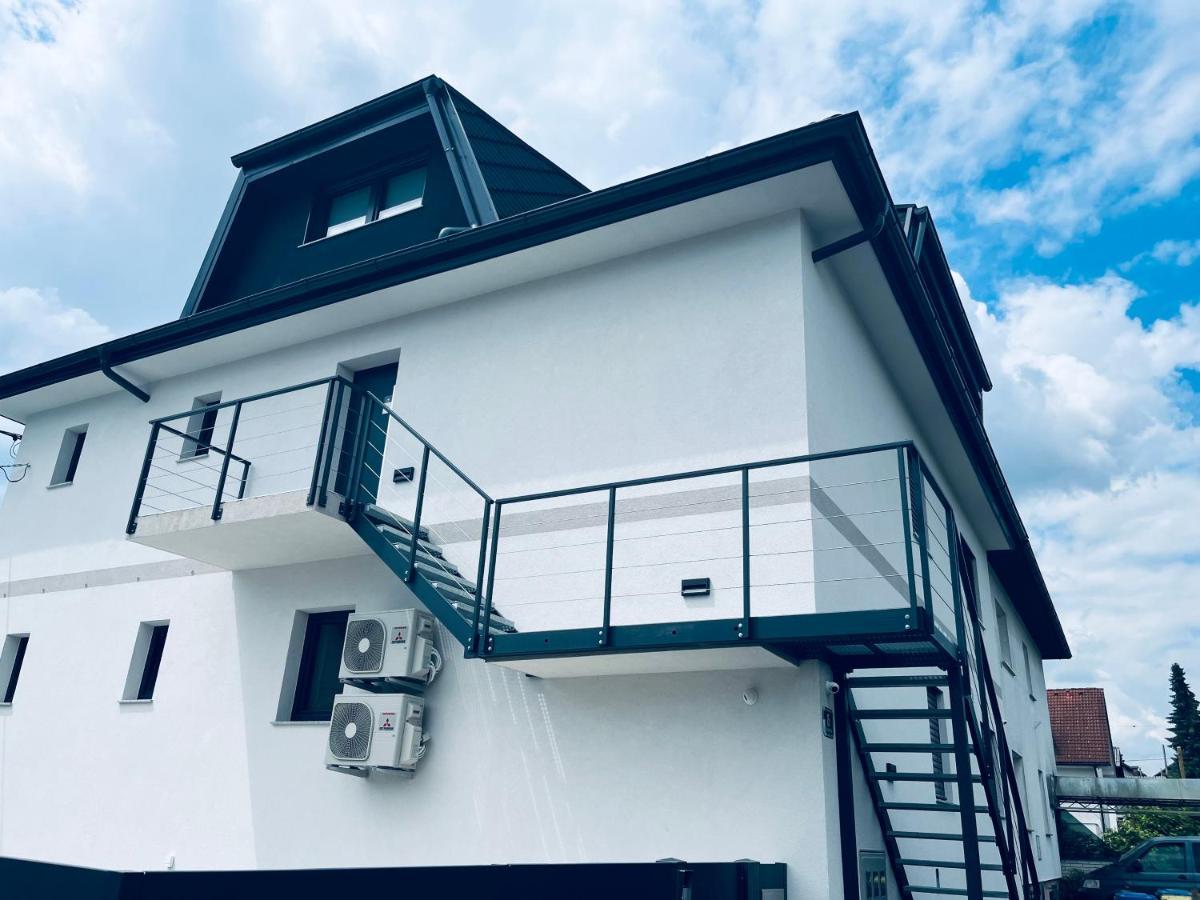 Villa Kovaceva 15, App 1, Free Parking ลูบลิยานา ภายนอก รูปภาพ